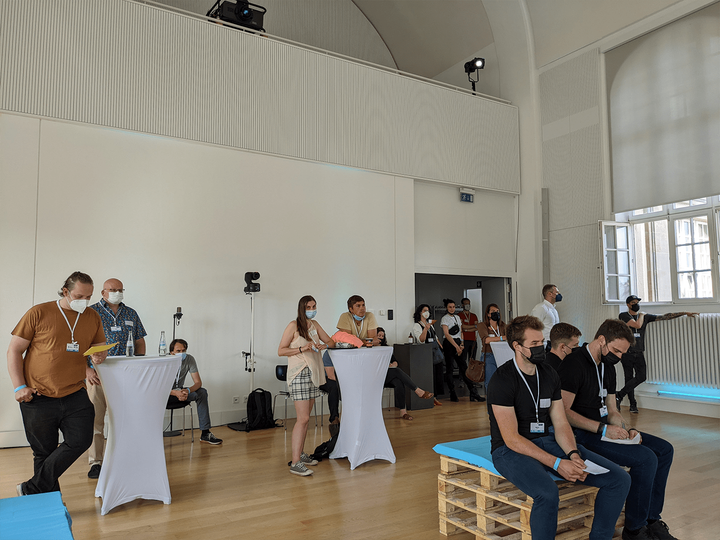 Plenum des Tri-Lux Barcamp 2022 am Campus der Gestaltung der Fachhochschule Trier